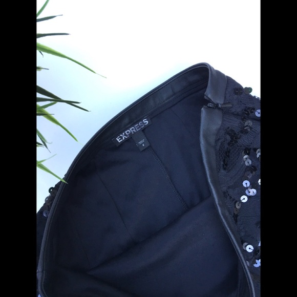 EXPRESS Black Midi Lace Sparkle Skirt - Picture 4 of 7